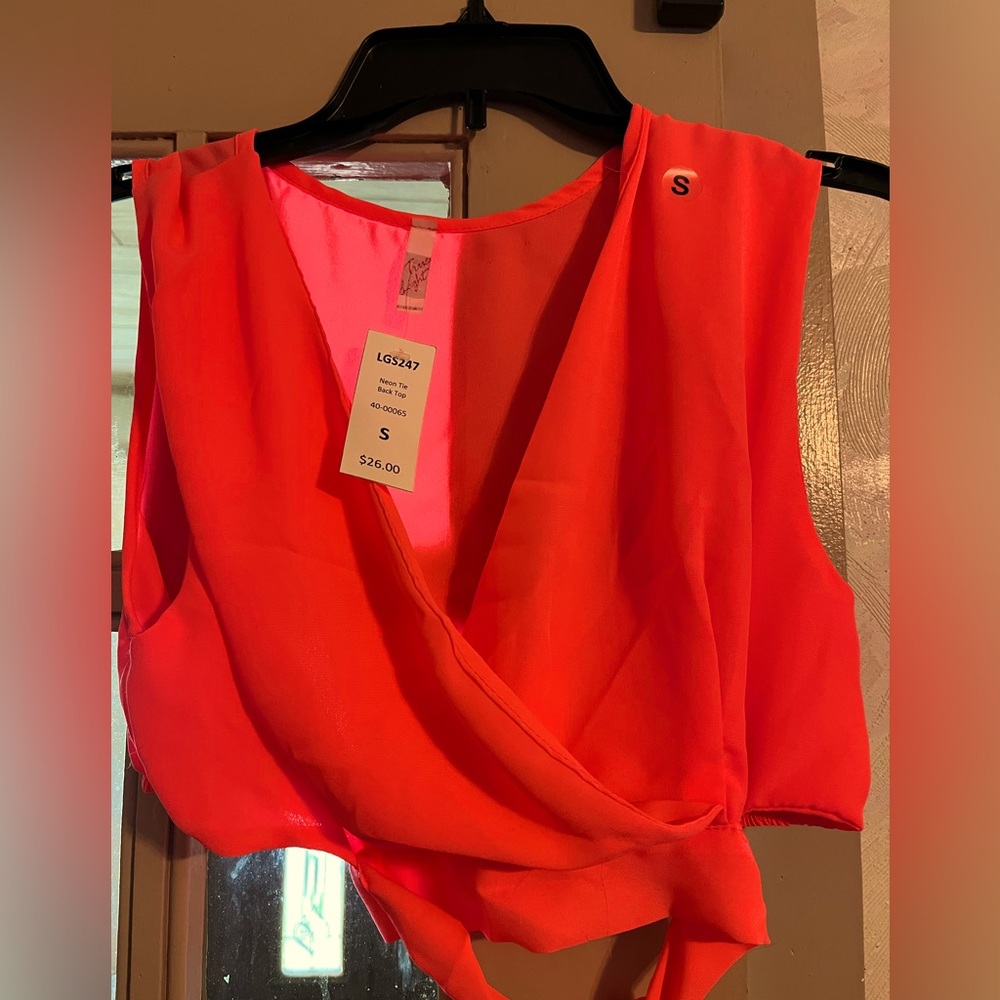 Orange size small  top